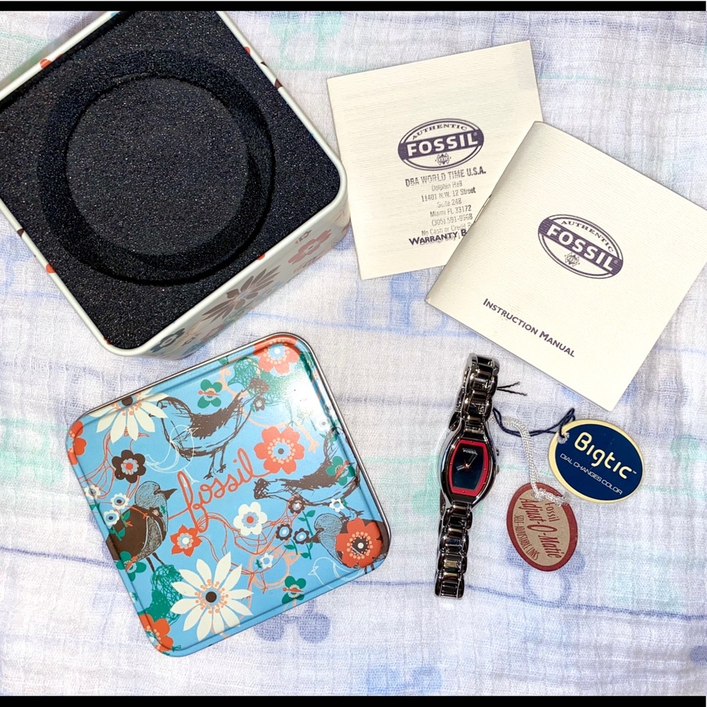 2004 Fossil Women’s Watch Silver